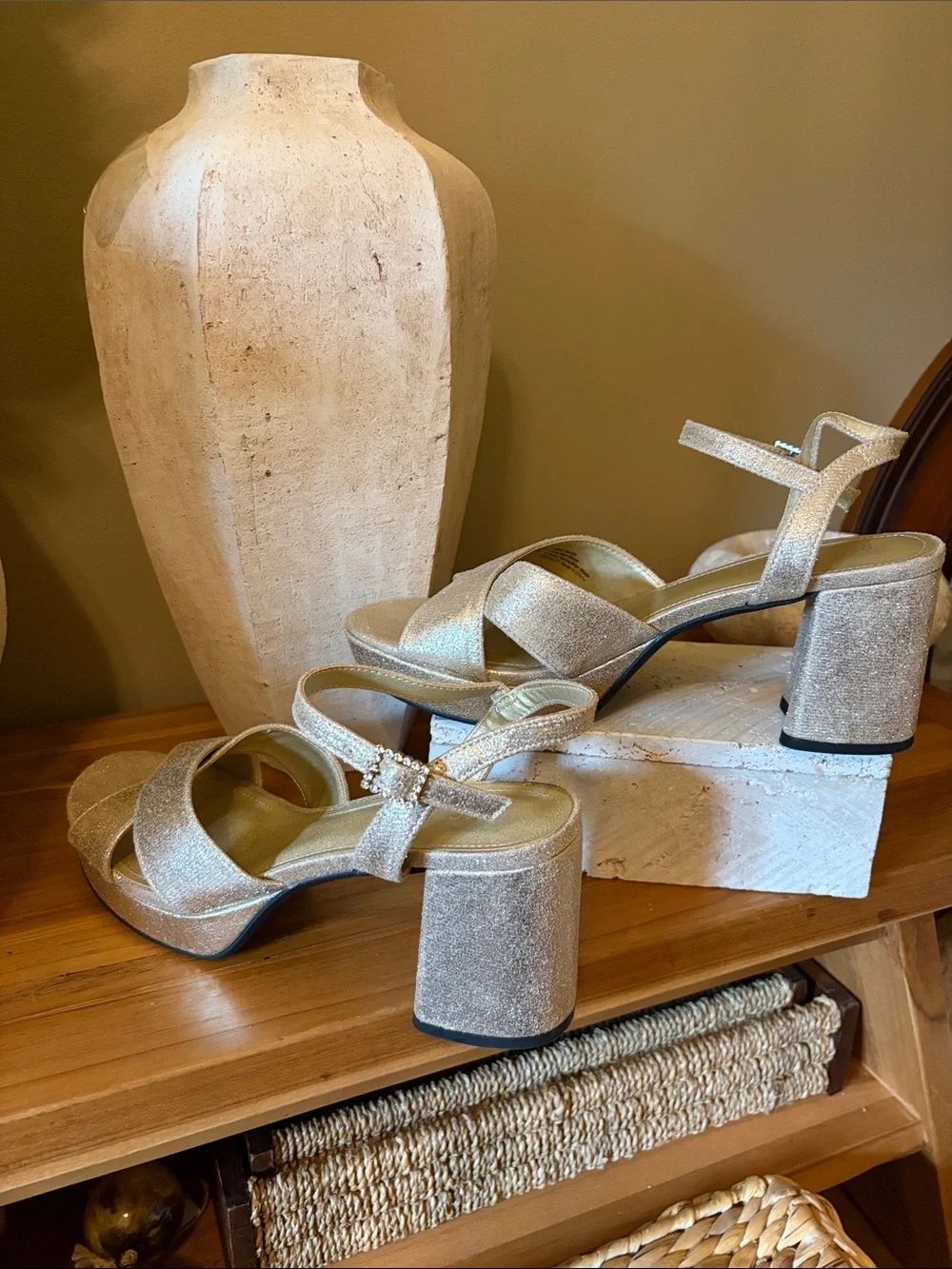 Kenneth Cole Reaction Metallic Gold Crisscross Platform Block Heels